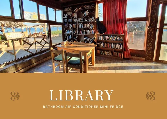 Mirage Village Hostel *