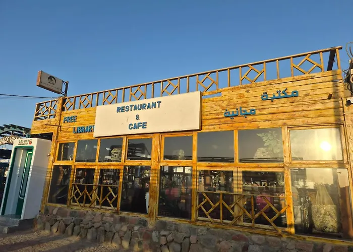 Mirage Village Hostel Dahab
