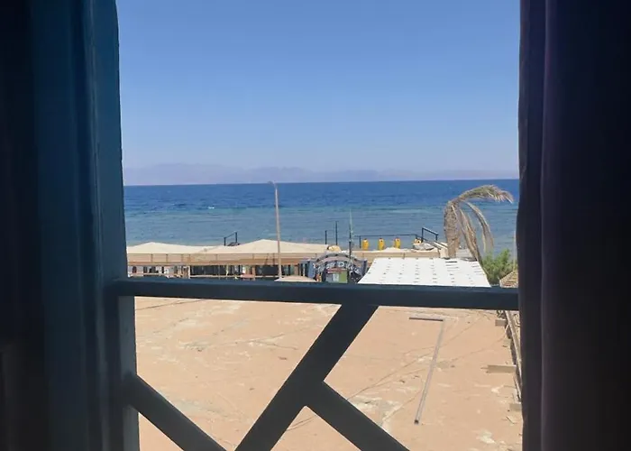 Mirage Village Hostel *
